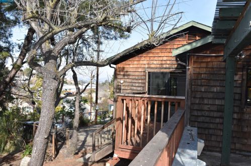 954 Walnut St, Pacheco, CA 94553-2738