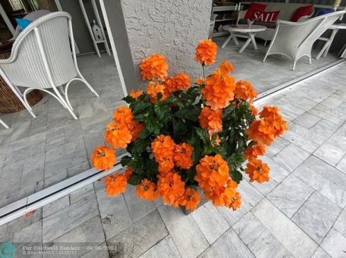 3843 9th Ln, Vero Beach FL  32960-6122 exterior