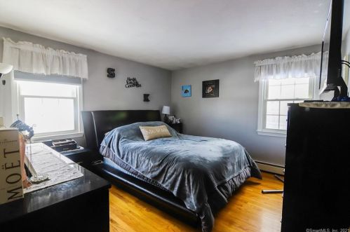 55 Dorothy Dr, Middletown CT 06457-5312 exterior