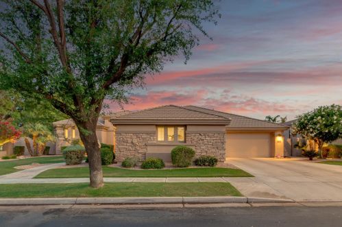 1681 Lynx Way, Chandler, AZ 85248-5424
