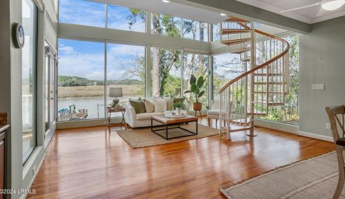 1089 Otter Cir, Beaufort SC  29902-5861 exterior