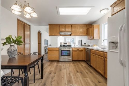 1056 Viceroy Dr, Chico CA  95973-8209 exterior