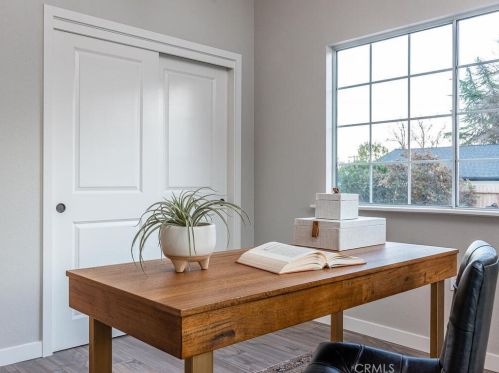 143 Vine St, Lake Nacimiento CA  93446-3736 exterior