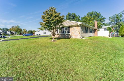 12710 Clearfield Dr, Bowie, MD 20715-1343