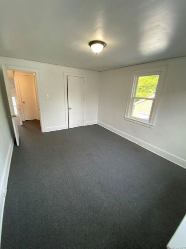 44 Acorn Ter, New Rochelle NY  10801-4302 exterior