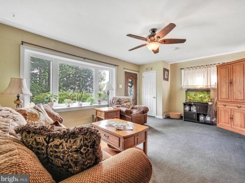 612 Beechwood Rd, Willow Grove PA  19090-1304 exterior