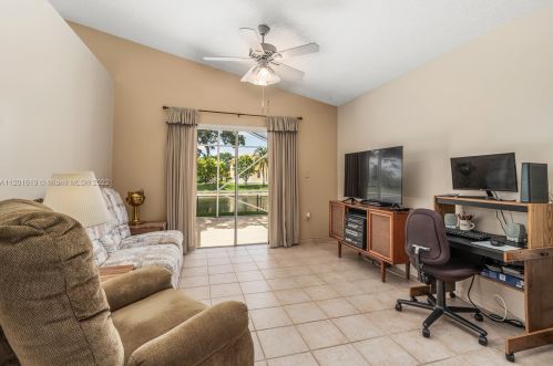 16565 10 St, Hollywood FL  33028-1466 exterior