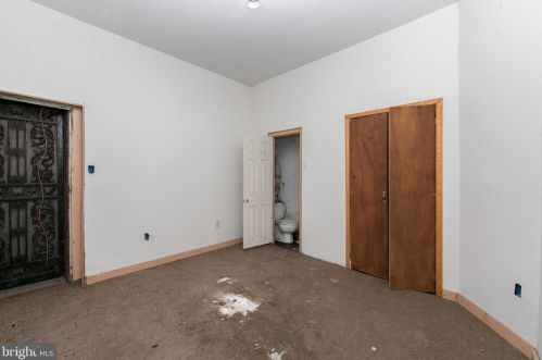 568 Spruce St, Camden NJ  08103-2131 exterior