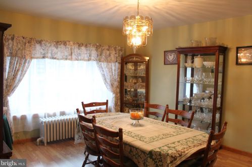 584 Main St, Barneytown PA  17052-9456 exterior
