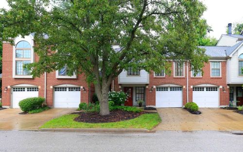 1655 Shady Cove Ln, Florence, KY 41042-1063