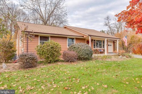 21 Killdeer Ave, Shepherdstown, WV 25443-4311