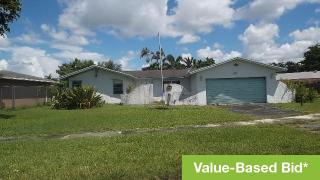 8311 26th Pl, Hollywood, FL