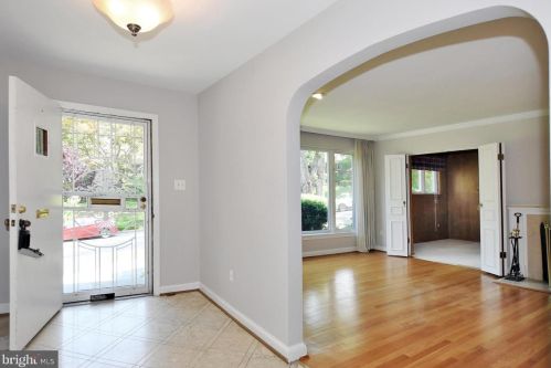 5128 33rd St, Washington, DC 20008-2010