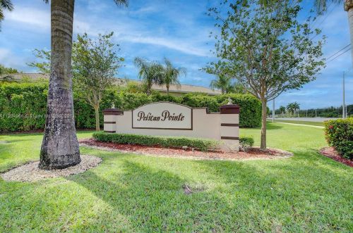 382 122nd Ave, Hollywood, FL 33025-5946