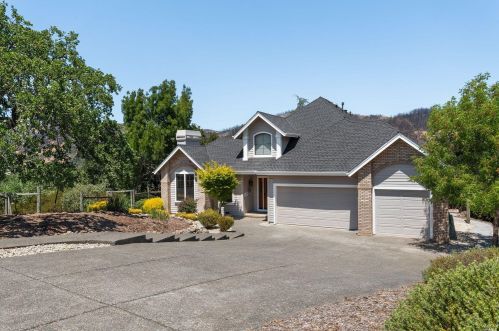 6283 Meadowbreeze Ct, Santa Rosa, CA 95409-5878