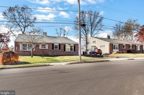 722 Cherry St, Lansdale, PA 19446-3966