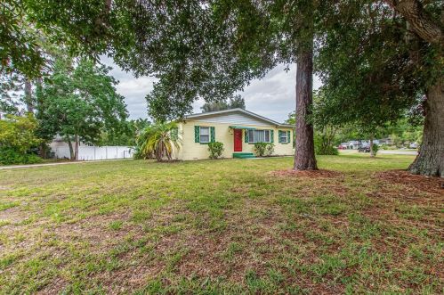 5995 59th Way, Saint Petersburg FL  33709-1833 exterior
