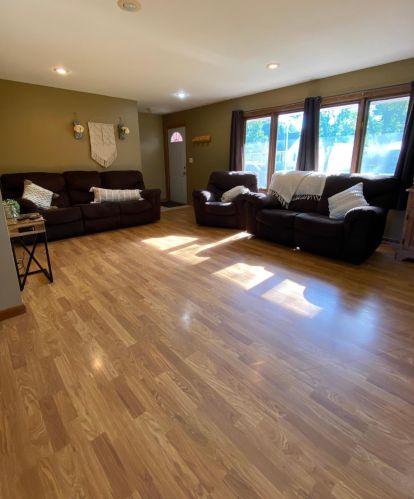 630 Stearns Ave, Paynesville MN  56362-1406 exterior