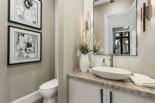 81 North St, Naples FL  34108-2921 exterior