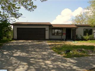 2213 Rhode Island Ct, Kennewick, WA 99336-7903