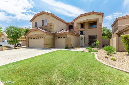 17543 Tasha Dr, Sun City, AZ 85388-1768