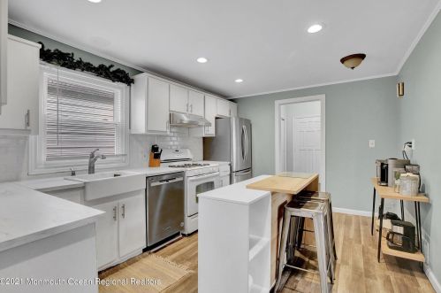 97 Ocean Ave, Middletown NJ  07748-5651 exterior