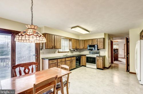 550 Herrs Rdg Rd, Gettysburg PA  17325-8556 exterior