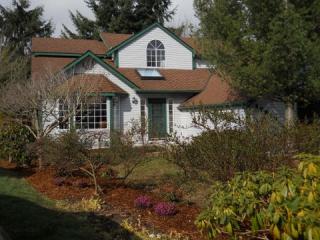 12818 27 Dr, Everett WA  98208-6713 exterior