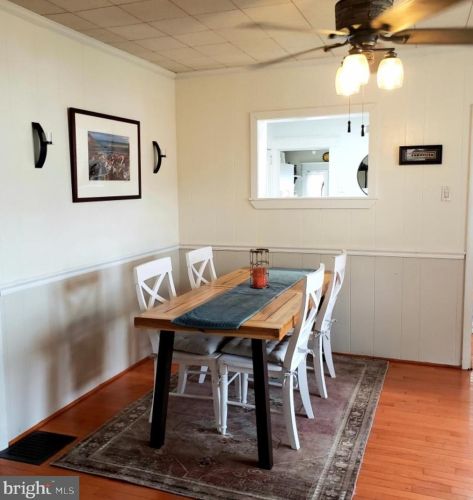 301 Summit Ave, Wilmington DE  19804-1725 exterior