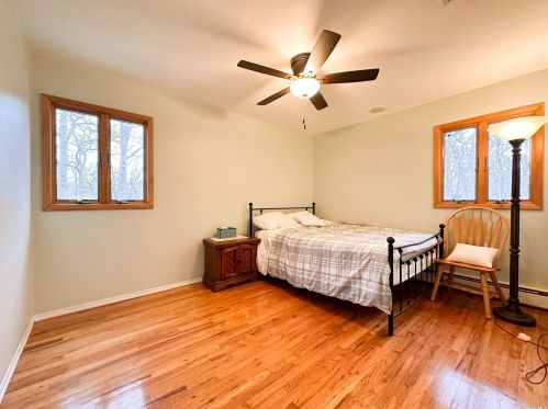 3 Josephine Ln, Northport NY  11768-2706 exterior