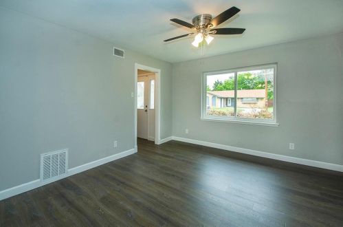 423 Malden Dr, Richardson TX  75080-4539 exterior