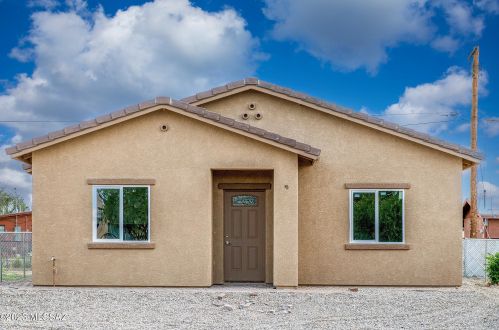 2525 Oriole Cir, Tucson, AZ 85746-6351