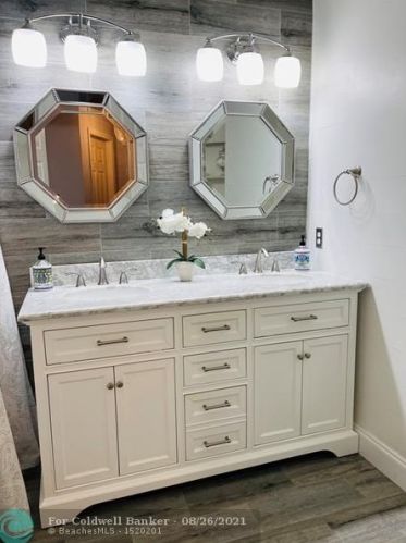 1031 187th Ave, Hollywood FL  33029-2913 exterior