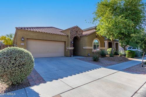 28304 44th Way, Cave Creek, AZ 85331-3643
