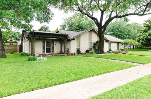 908 Sandalwood Ave, Richardson, TX 75080-3018
