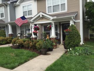 3335 Harpeth Springs Dr, Nashville TN  37221-2392 exterior