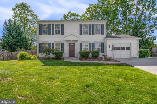 14437 Simmons Ln, Woodbridge, VA 22193-3546