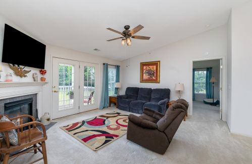 998 Mistflower Ln, Florence KY  41042-8098 exterior
