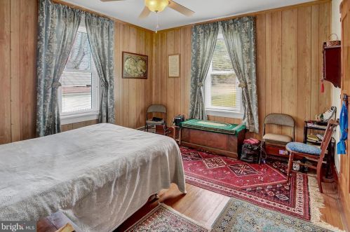 515 Spring Garden St, Carlisle PA  17013-2559 exterior