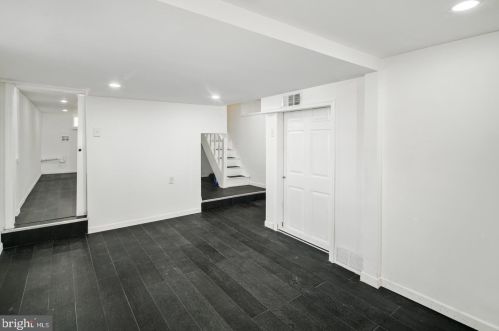 1535 Chelten Ave, Philadelphia PA 19144-2701 exterior