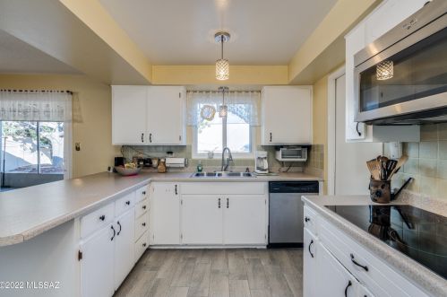 263 Abrego Dr, Green Valley AZ  85614-1504 exterior