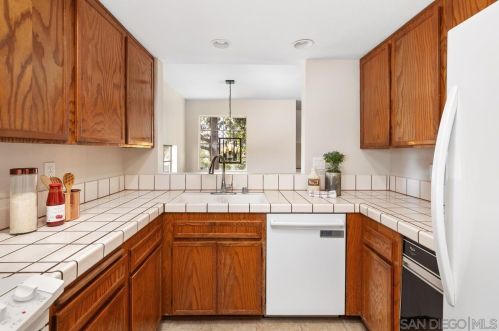 3043 Old Bridgeport Way, San Diego CA  92111-7727 exterior