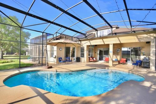 1915 Crown Hill Blvd, Orlando, FL 32828-7430