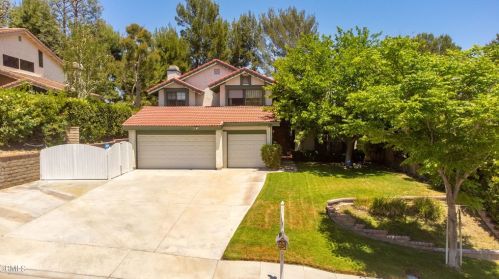 28010 Valcour Dr, Santa Clarita, CA 91387-3153