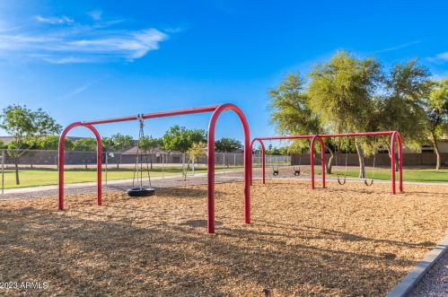 712 Ebony Way, Chandler AZ  85248-4445 exterior