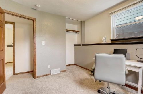 1022 121, Milwaukee WI 53226-3309 exterior