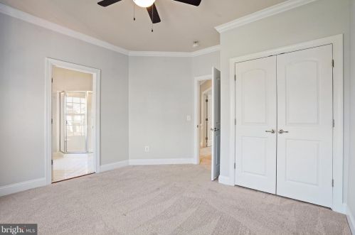 16143 Jordan Crest Ct, Haymarket VA  20169-4943 exterior