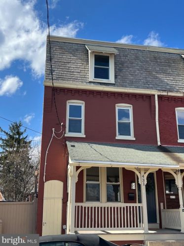 431 High St, Lancaster PA  17603-5205 exterior
