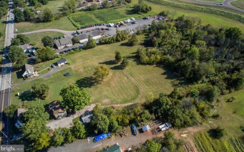 4500 Skippack Pike, Collegeville PA  19473-2033 exterior