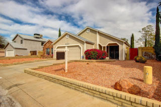 15263 63rd Dr, Glendale, AZ 85306-3221